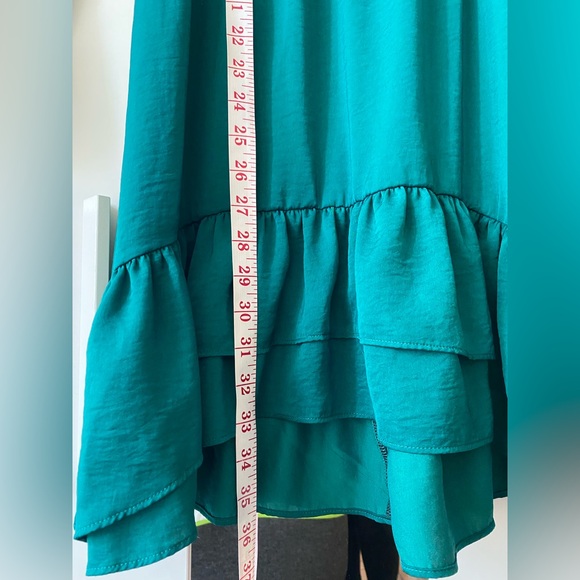 Express Green Dress with long sleeves and a ruffled hem - Size XS - Picture 7 of 7